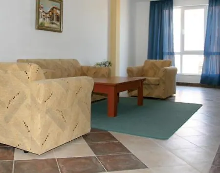 فندق Veleka 2*
